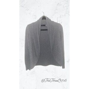 Womens M Grey Sweater Size M